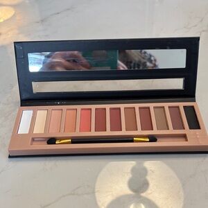 Keds Eyeshadow Palette - Bold and Neutral Mix